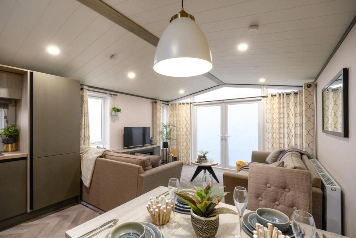 Lakewood Lodge سانت فيلانز المظهر الخارجي الصورة